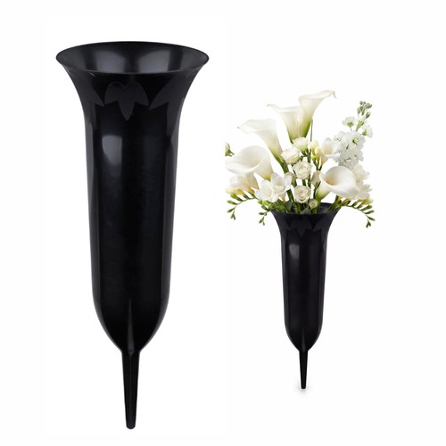 Set grave vases with - grave,