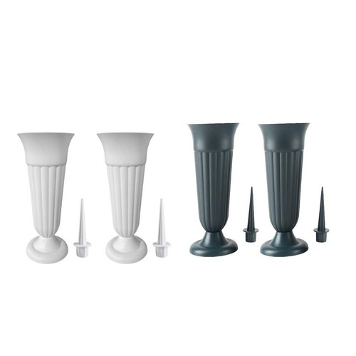 Pack cemetery vases with - 4,